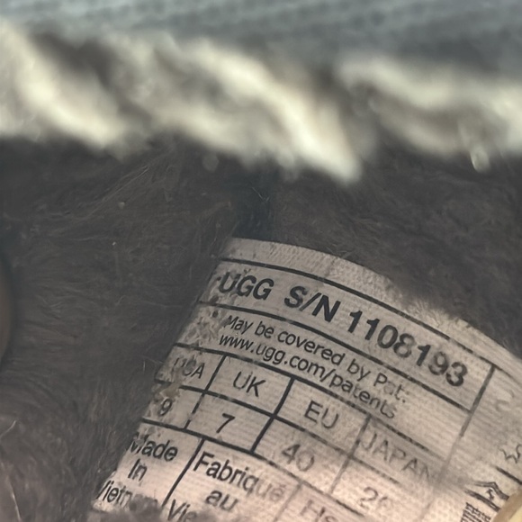 ✨UGG Classic Black Suede Shearling Slippers Clogs Women’s Size 9✨ - Picture 8 of 9